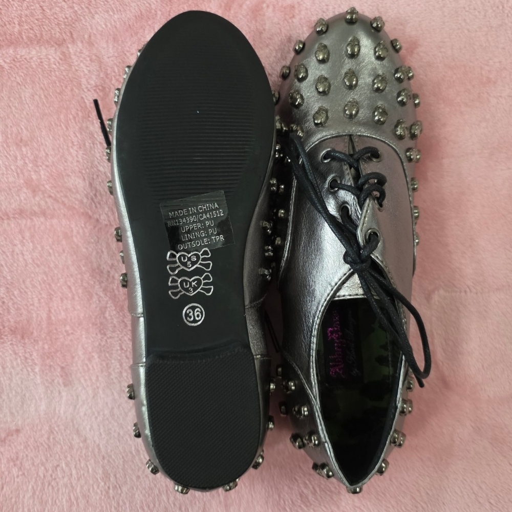 💀 Abbey Dawn Skull Shoes 💀 - Picture 8 of 8